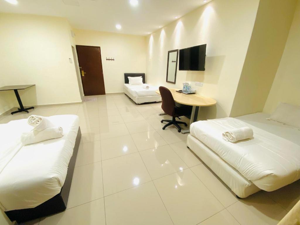 Sun Sega Hotel Perai Exterior foto
